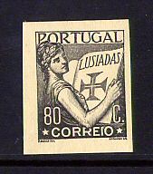 1931 - Afinsa nº 524. Lusiadas. PROVA não denteada de 80c. COR PRETA. Com goma e charneira. Restos de papel.colados no verso.