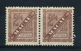 1893 - Afinsa nº 46. D. Carlos I. Selos de 2 1/2r EM PAR. Novos sem goma como usual. Denteado 11 1/2. Em boas condições.
