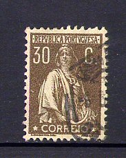 1920 - Afinsa nº 242. Ceres 30c. Variedade CLICHÉ - XXV. Usado. Papel liso, dent. 12x11 1/2. Em boas condições.