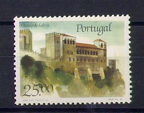 1987 - Afinsa nº 1799. BAIXO CUSTO. Castelo de Leiria. Série nova sem charneira. Goma original. Em boas condições.