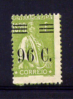 1928 - Afinsa nº 480. Ceres 96c sobre 1$20. ERRO - DESCENTRADO.  Novo com charneira (*). Em boas condições.