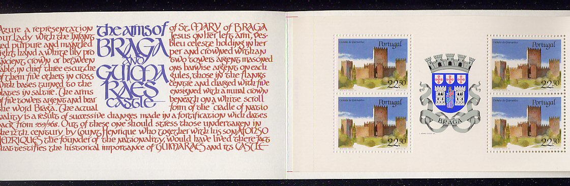 1986 - Caderneta Afinsa nº 43 - 1754. Castelo de Guimarães e Brasão de Braga. Bloco de 4 selos novos sem charneira. Em boas condições.