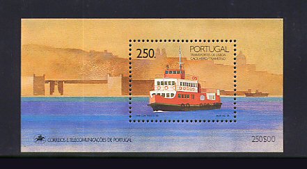 1989 - Bloco nº 105. Novo sem charneira. Em boas condições.