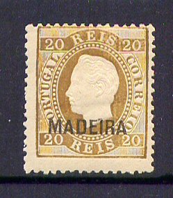 1871 - Afinsa nº 16. D. Luis I fita direita. Selo de 20 reis novo com charneira e goma original. Sobrecarga C, dent. 12 1/2. Em boas condições.