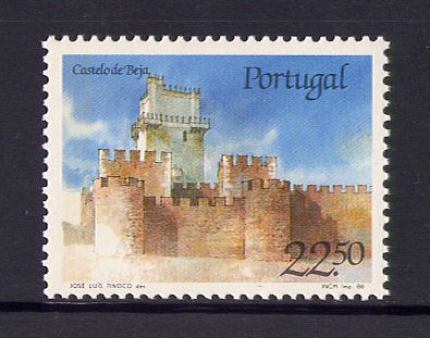 1986 - Afinsa nº 1751. BAIXO CUSTO. Castelo de Beja. Série nova sem charneira. Goma original. Em boas condições.