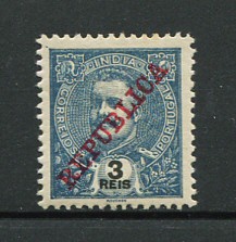 1911 - Afinsa nº 204. D. Carlos I com sobrecarga REPUBLICA. Selo de 3r novo com charneira (*) e goma original. AZUL ESCURO. Em boas condições.