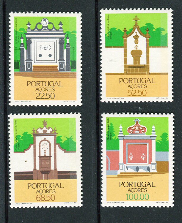 1986 - Afinsa nº 1771/4. Arquitectura dos Açores. Série nova sem charneira. Goma Original. Em boas condições.
