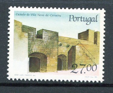 1988 - Afinsa nº 1837. BAIXO CUSTO. Castelo de V.N. de Cerveira. Série nova sem charneira. Goma Original. Em boas condições.