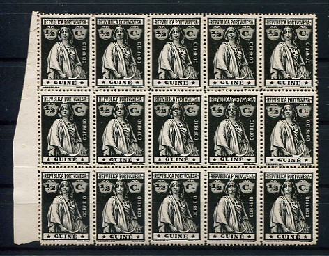 1914 - Afinsa nº 144. Ceres. Selos de 1/2c EM BLOCO DE 15. Novos sem charneira (**) e com goma original. Papel porcelana. Todos os selos com estrelas I-I. Em boas condições.