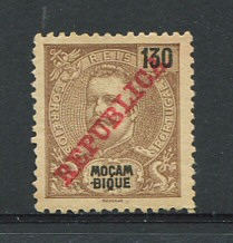 1911 - Afinsa nº 113. D. Carlos I com sobrecarga REPUBLICA. Selo de 130r novo sem goma. Em boas condições.