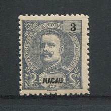 1903 - Afinsa nº 130. D. Carlos I, novas cores e valores. Selo de 3a novo com charneira (*) e com goma original. Em boas condições.