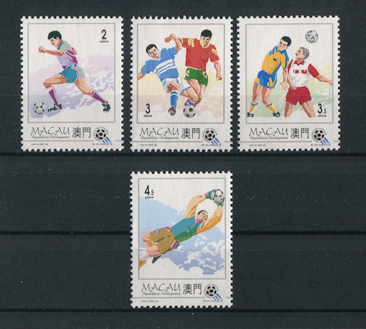 1994 - Afinsa nº 733/736. Campeonato Mundial de Futebol. Série completa nova SEM CHARNEIRA (**) e com goma original. Em boas condições.