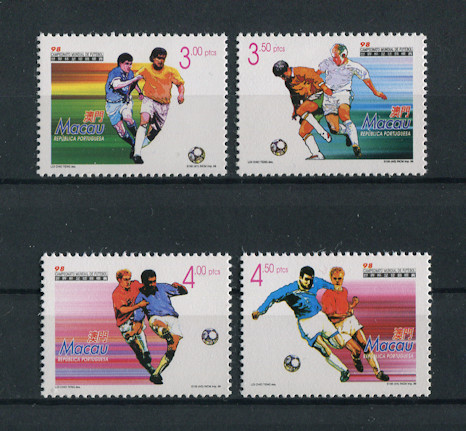 1998 - Afinsa nº 946/949. Campeonato Mundial de Futebol. Série completa nova SEM CHARNEIRA (**) e com goma original. Em boas condições.