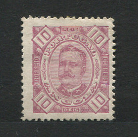 1893 - Afinsa nº 26. D. Carlos I. Selo de 10r novo COM CHARNEIRA (*) e goma original. Denteado 12 1/2, papel porcelana. Em boas condições.