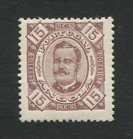 1893 - Afinsa nº 27a. D. Carlos I. Selo de 15r novo COM CHARNEIRA (*) e goma original. Denteado 12 1/2, papel porcelana. Em boas condições.