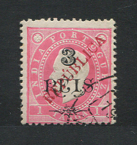 1914 - EMITIDO NÃO OFICIALMENTE nº14 (catalogado como SOBRECARGA CLANDESTINA nº 14 pela Mundifil). Eládio nº 274. D. Luis I com sobrecarga local REPUBLICA. Selo de 3r/1t usado. Em boas condições.