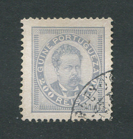 1886 - Afinsa nº 32. D. Luis I. Selo de 200 reis usado. Em boas condições.