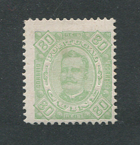 1893 - Afinsa nº 42. D. Carlos I. Selo de 80r novo COM CHARNEIRA (*) e goma original. Em boas condições.