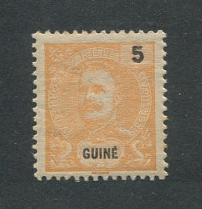 1898 - Afinsa nº 48. D. Carlos I. Selo de 5r novo COM CHARNEIRA (*) e goma original. Em boas condições.