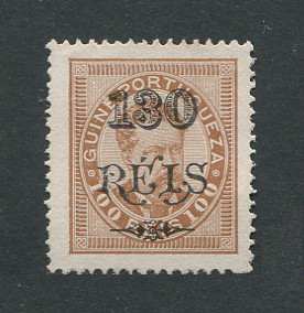 1902 - Afinsa nº 69a. D. Luis I com sobretaxa. Selo de 130r/100r novo sem goma. Denteado 13 1/2. Em boas condições.