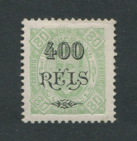1902 - Afinsa nº 82. D. Carlos I com sobretaxa. Selo de 400r/80r novo COM CHARNEIRA (*) e goma original. Em boas condições.