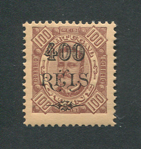 1902 - Afinsa nº 83. D. Carlos I com sobretaxa. Selo de 400r/100r novo SEM CHARNEIRA (**) e com goma original. Em boas condições.