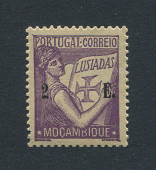 1938 - Afinsa nº 285. Lusíadas. Selo de 2E novo com charneira (*) e goma original. TAXA DESLOCADA. Em boas condições.