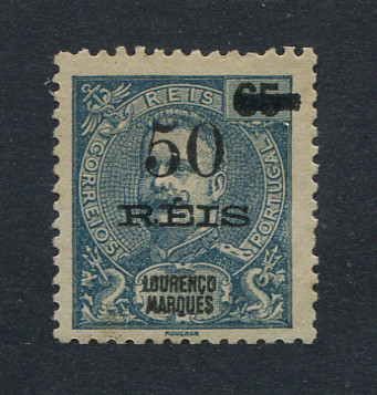 1905 - Afinsa nº 77. D. Carlos com sobretaxa. Selo de 50r/65r novo, SEM GOMA. Em boas condições.