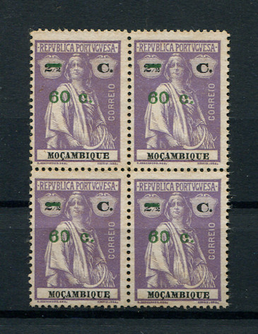 1921 - Afinsa nº 236. Ceres com sobretaxa. Selos de 60c/2 1/2c EM QUADRA. Novos sem goma como emitidos. Em boas condições.