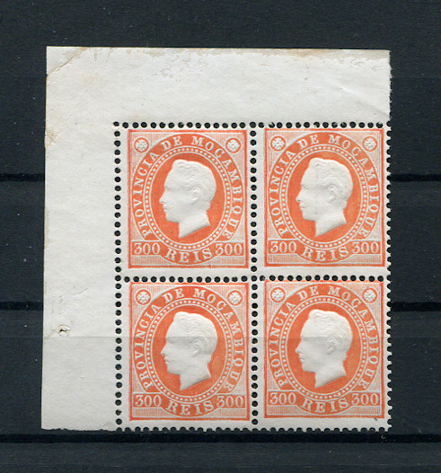 1886 - Afinsa nº 23. D. Luis I. Selos de 300 reis EM QUADRA. Novos sem goma. Em boas condições.