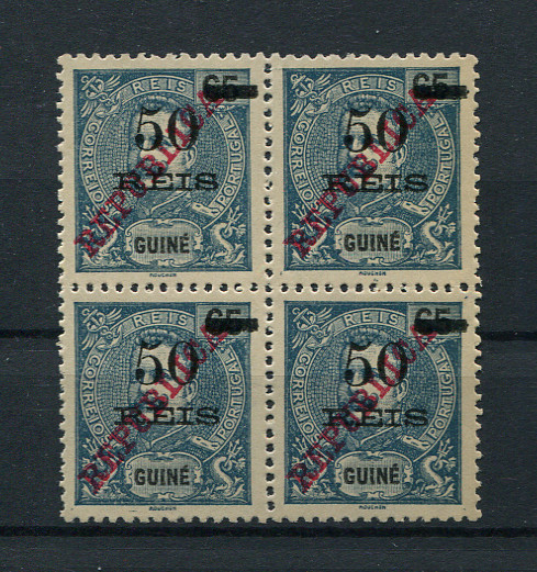 1915 - Afinsa nº 171. D. Carlos I com sobrecarga REPUBLICA. Selos de 50r/65r EM QUADRA. Novos sem goma como emitidos. Em boas condições.