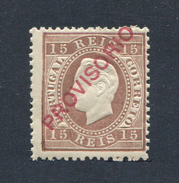 1892 - Afinsa nº 84D. D. Luis I com sobrecarga PROVISÓRIO. Selo de 15 reis NOVO, COM CHARNEIRA (*) e goma original. Papel liso, denteado 12 1/2. Em boas condições.