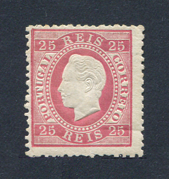 1870/6 - Afinsa nº 40. D. Luis I, fita direita. Selo de 25 reis NOVO COM CHARNEIRA (*) e goma original. Papel liso, denteado 12 1/2. Pequeno vinco e denteado irregular.