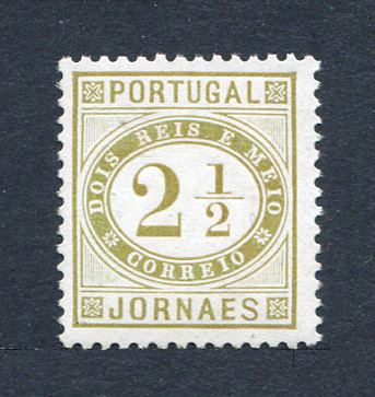 1876 - Afinsa nº 48J. Jornaes. Selo de 2 1/2 reis NOVO, SEM GOMA. BISTRE ESVERDEADO. Papel porcelana, denteado 11 1/2. Em boas condições.