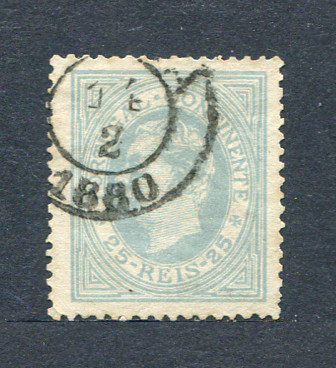 1880/81 - Afinsa nº 53A. D. Luis I, de perfil. Selo de 25 reis usado. Papel liso, denteado 13 1/2. Em boas condições.
