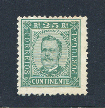 1892 - Afinsa nº 70A. D. Carlos I. Selo de 25 reis NOVO, SEM GOMA. Papel pontinhado, denteado 11 1/2. Em boas condições.