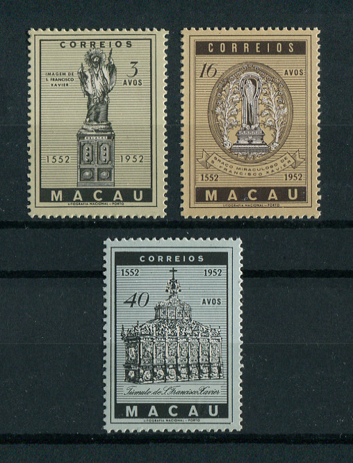 1952 - Afinsa nº 368/370. 4º Cent. da morte de S. Francisco Xavier. Série completa nova, COM CHARNEIRA (*) e goma original. Em boas condições.
