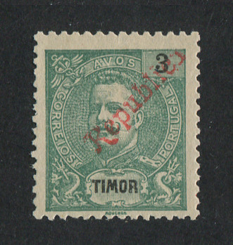 1913 - Afinsa nº 134. D. Carlos I com sobrecarga local REPUBLICA. Selo de 3r novo sem goma como emitido. Em boas condições.
