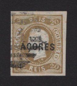 1868 - Afinsa nº 3. D. Luis I. Fita curva não denteado. Selo de 20 reis usado. Boas margens. Em boas condições. EXEMPLAR NORMAL.
