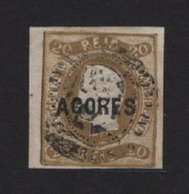 1868 - Afinsa nº 3. D. Luis I. Fita curva não denteado. Selo de 20 reis usado. Margens pequenas e pequena transparência. EXEMPLAR DE 2ª ESCOLHA.