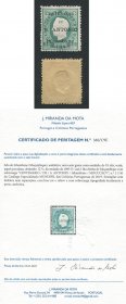 1895 - Afinsa nº 2. D. Luis I com sobrecarga ''Centenário de S. António''. Selo de 10 reis novo sem goma como emitido. Dentado 12 1/2. Com CERTIFICADO DE PERITAGEM (CERTIFICATE). Em boas condições.