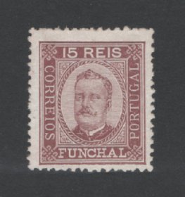 1892 - Afinsa nº 3. D. Carlos I. Selo de 15 reis novo, SEM GOMA. Denteado 12 1/2. Em boas condições.