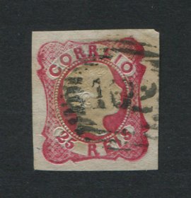 1856/8 - Afinsa nº 13. D. Pedro V. Cabelos anelados.Selo de 25 reis usado. Boas margens mas apresenta uma pequena transparência. Carimbo nº 102 - Viana do Castelo. EXEMPLAR DE 2ª ESCOLHA.