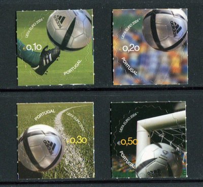2004 - Afinsa nº 3075/78. BAIXO CUSTO. Bola do Euro 2004. Série nova sem charneira. Goma Original. Em boas condições.