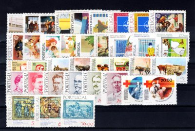 1979 -  Ano Completo. Todos os selos deste ano, novos SEM CHARNEIRA (**). Afinsa nº 1415/1451. Em boas condições.