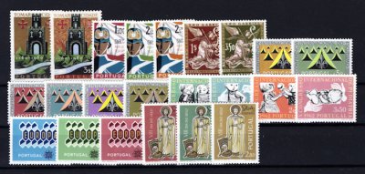 1962 -  Ano Completo. Todos os selos deste ano, novos SEM CHARNEIRA (**). Afinsa nº 881/903. Em boas condições.