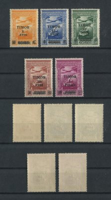 1946 - Correio Aéreo. Afinsa nº 10/14. Império Colonial Português com sobrecarga. Série completa nova SEM CHARNEIRA (**) e com goma original. Em boas condições.