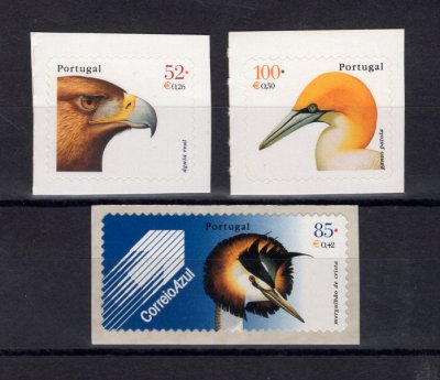 2000 - Afinsa nº 2677a/2678/2679a. Aves de Portugal. Série completa AUTO-ADESIVA nova. Em boas condições.