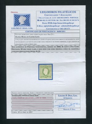 1867/70 - Afinsa nº 31. D. Luís I, fita curva denteado. Selo de 50 reis NOVO, COM CHARNEIRA (*) e com goma original. Com CERTIFICADO DE PERITAGEM. Em boas condições.