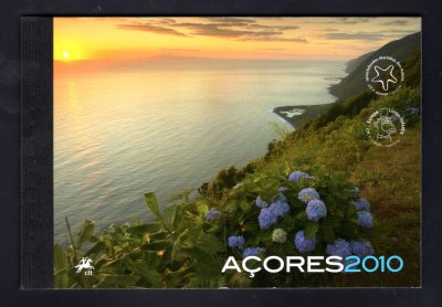 2010 - Caderneta Anual nº 6A - Açores - Todas as emissões de 2010 alusivas aos Açores + prova de cor da Europa. Em boas condições.